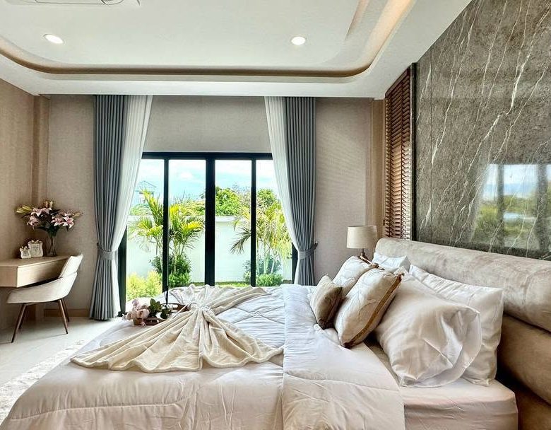 Stunning Pool Villa 4 Bed, 5 Bath 112 SQW. @ Huai Yai