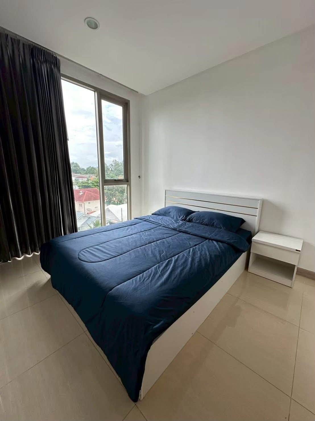 Convenient Transportation Condo 1 Bed, 1 Bath 36 SQM. @ The Riviera Wongamat Beach