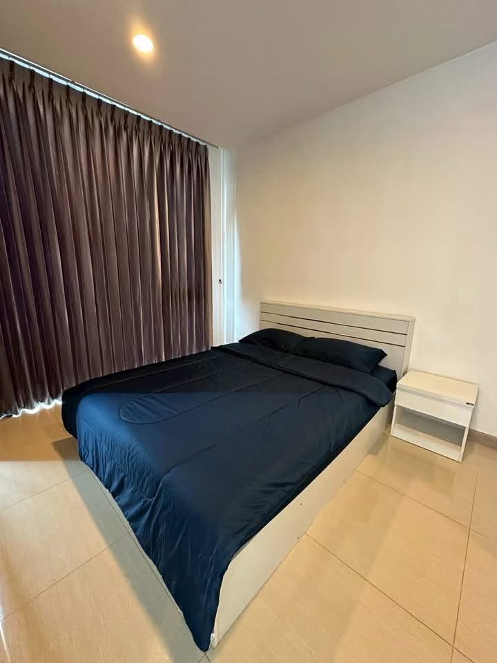 Convenient Transportation Condo 1 Bed, 1 Bath 36 SQM. @ The Riviera Wongamat Beach