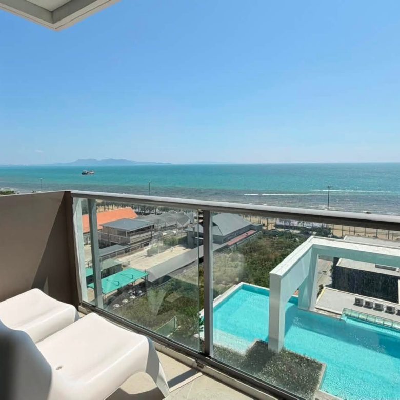 Premium Condo 1 Bed, 1 Bath 43.56 SQM. @ Aeras Condo