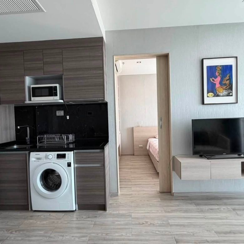 Premium Condo 1 Bed, 1 Bath 43.56 SQM. @ Aeras Condo