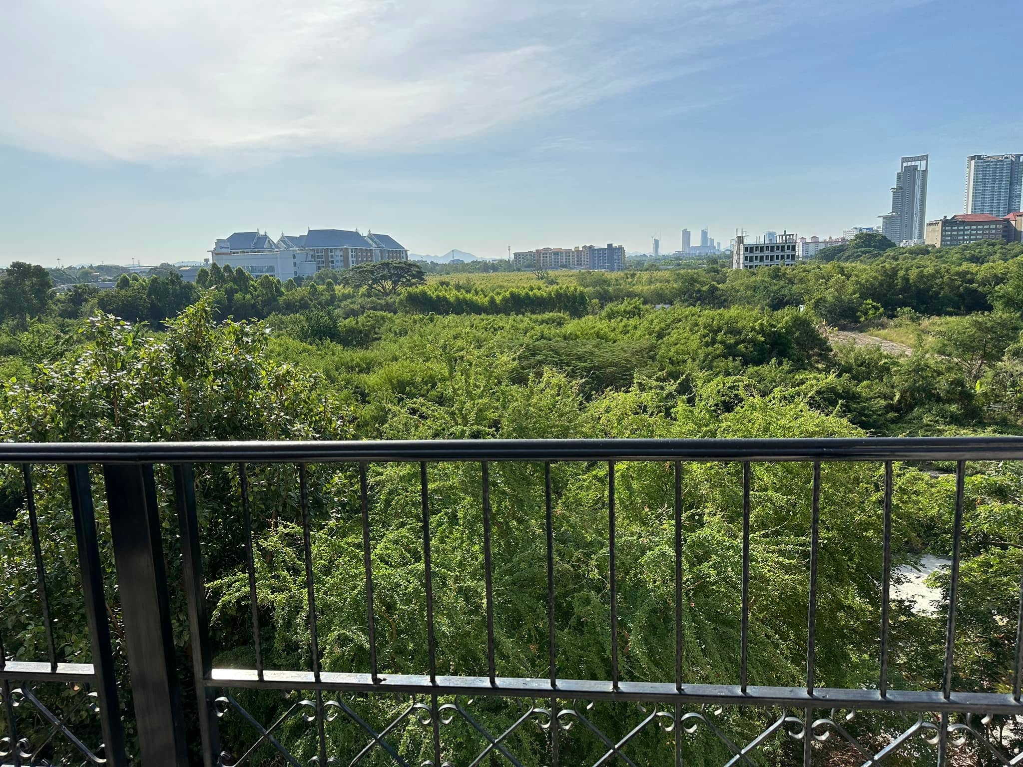 Great Option Condo 2 Bed, 2 Bath 69.81 SQM. @ Espana Condo Resort Pattaya
