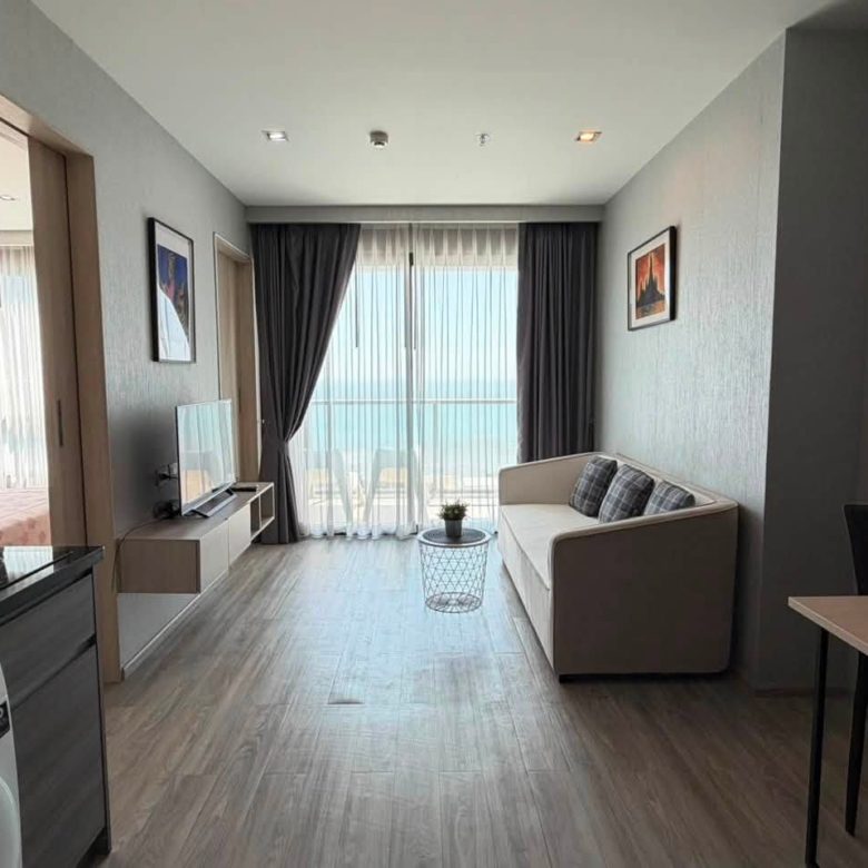 Premium Condo 1 Bed, 1 Bath 43.56 SQM. @ Aeras Condo