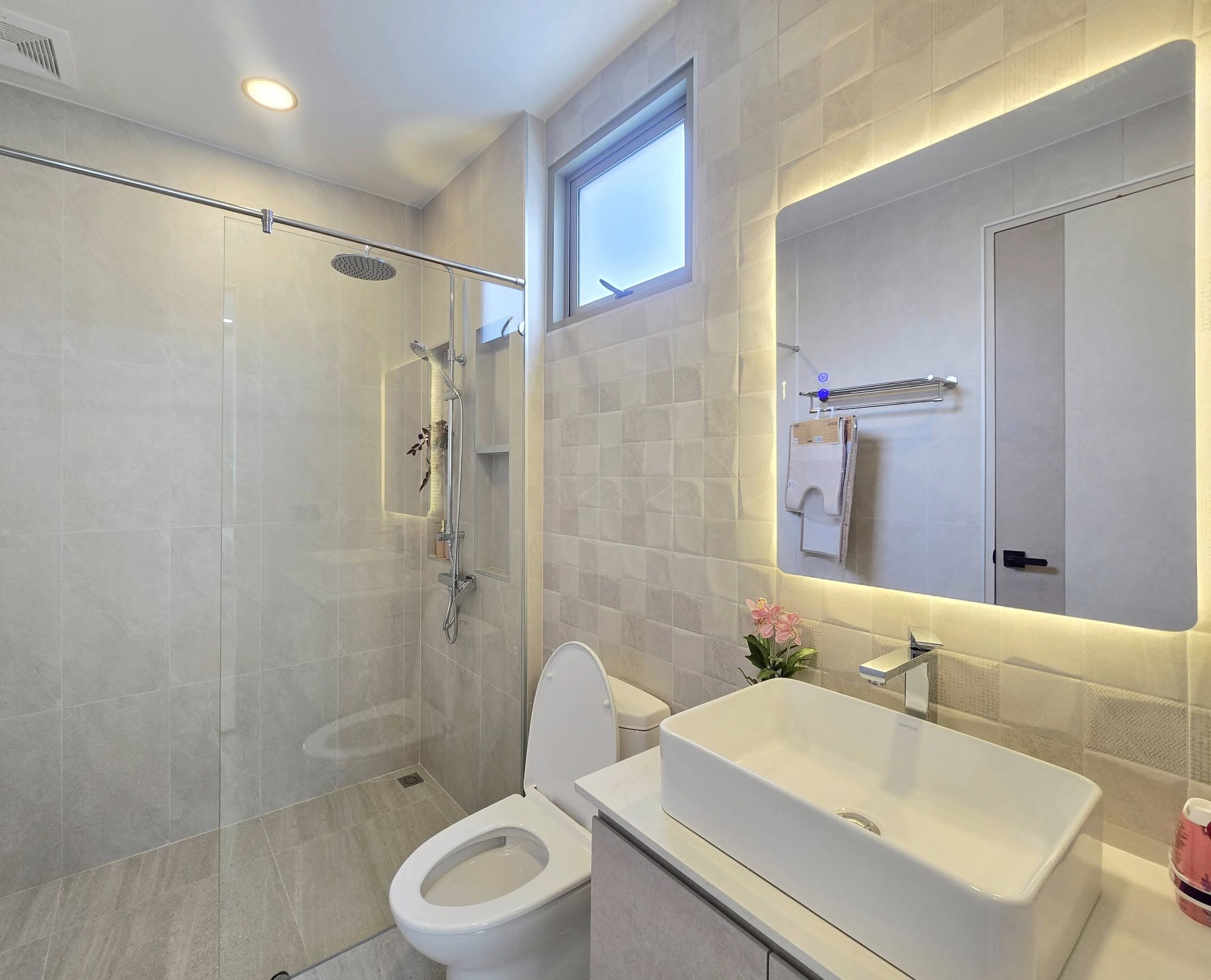 Luxury Pool Villa 4 Bed, 4 Bath 130 SQW. @ Soi Pornprapha Nimit 19