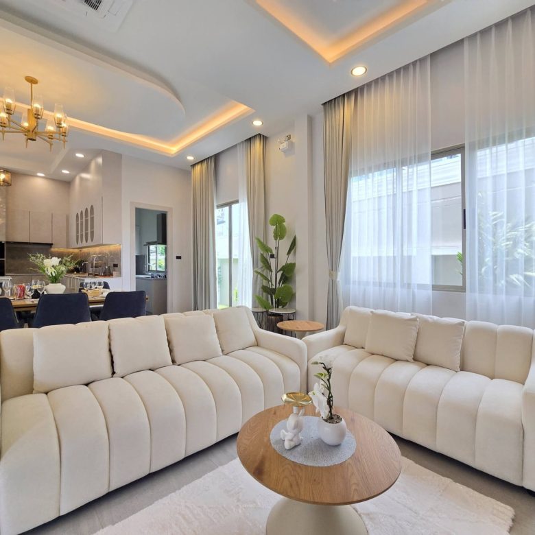 Luxury Pool Villa 4 Bed, 4 Bath 130 SQW. @ Soi Pornprapha Nimit 19