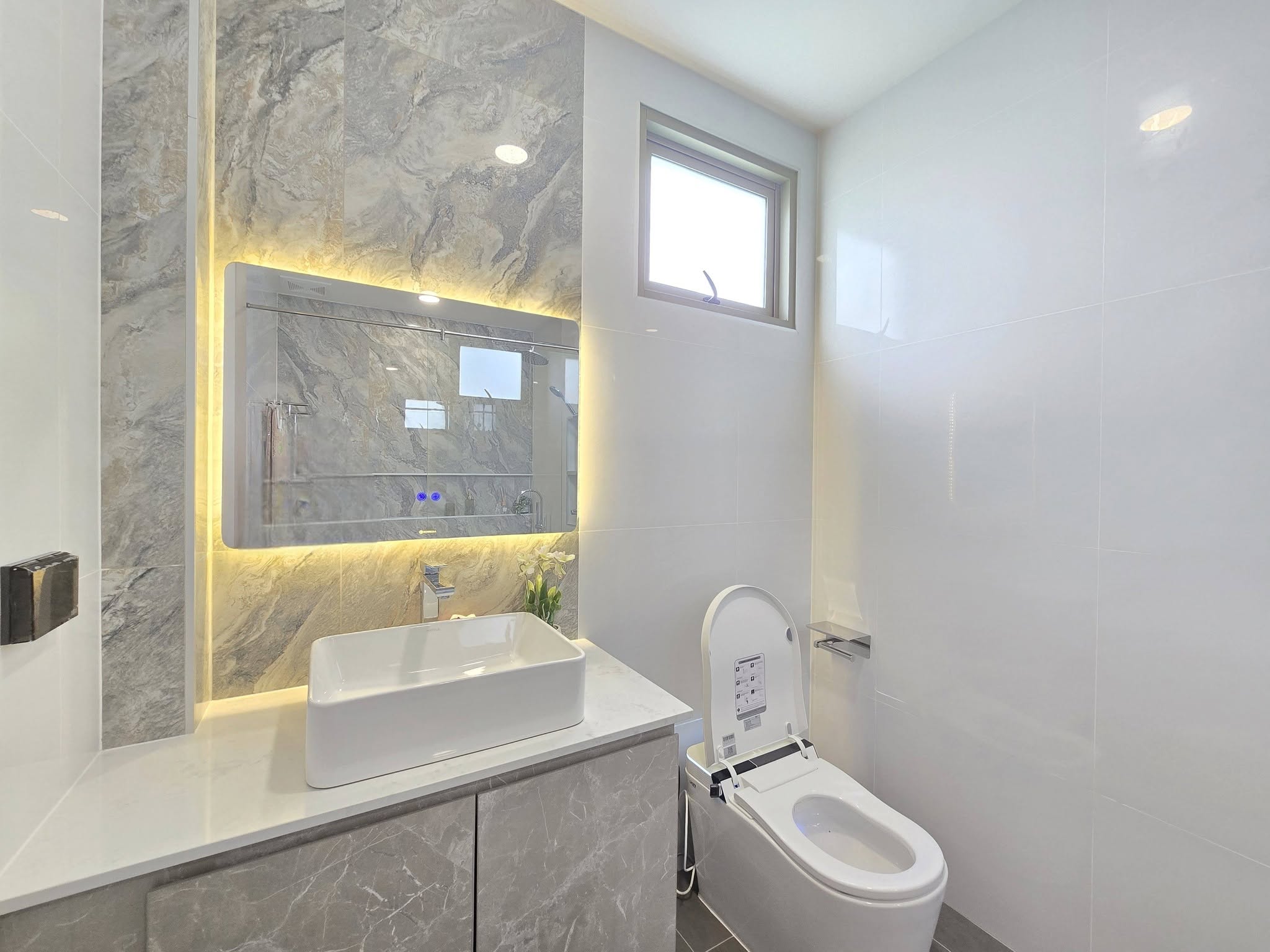 Luxury Pool Villa 4 Bed, 4 Bath 130 SQW. @ Soi Pornprapha Nimit 19