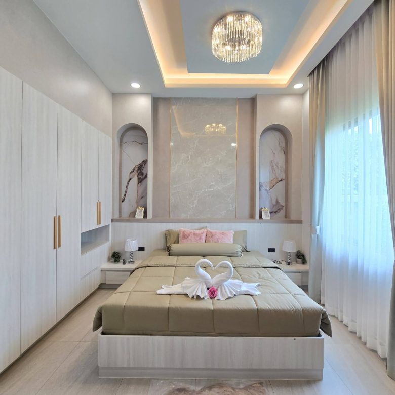 Luxury Pool Villa 4 Bed, 4 Bath 130 SQW. @ Soi Pornprapha Nimit 19