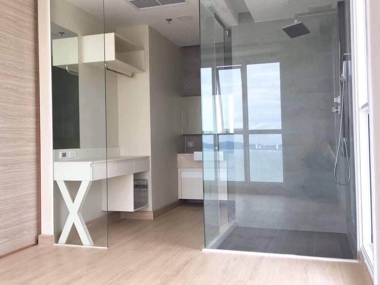 Desirable Condo 1 Bed, 1 Bath 40 SQM.@ Cetus Beachfront Pattaya