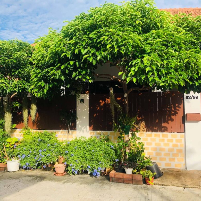 Nice home in a top location 3 Bed, 3 Bath 56 SQW.@ Bann Ekmongkol 8