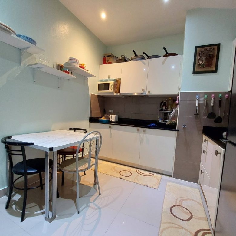 Nice home in a top location  3 Bed, 3 Bath 56 SQW.@ Bann Ekmongkol 8