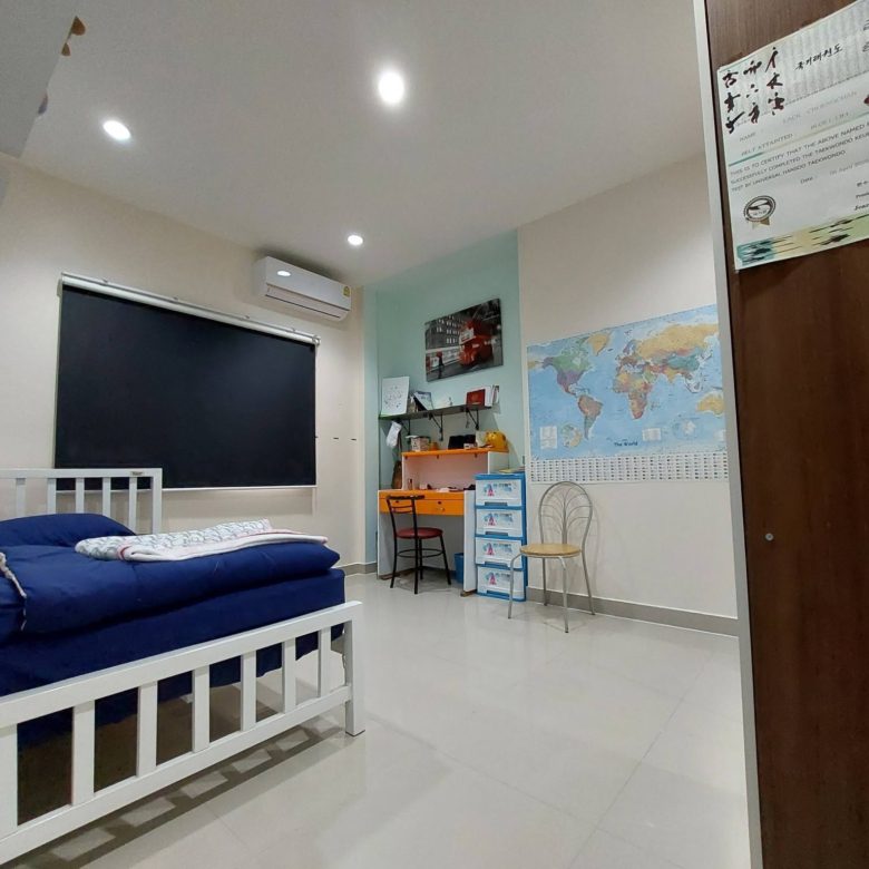 Nice home in a top location  3 Bed, 3 Bath 56 SQW.@ Bann Ekmongkol 8