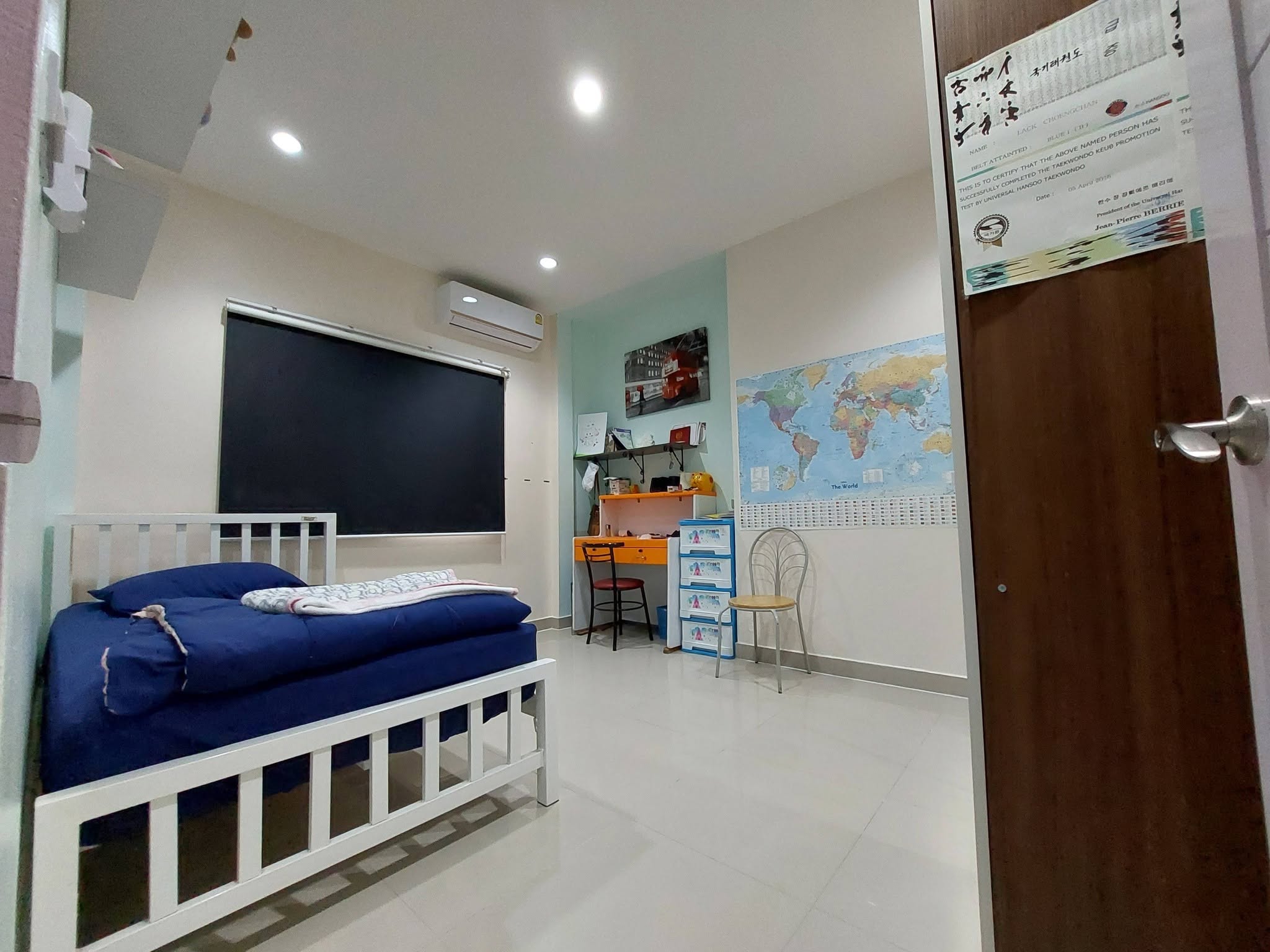 Nice home in a top location  3 Bed, 3 Bath 56 SQW.@ Bann Ekmongkol 8