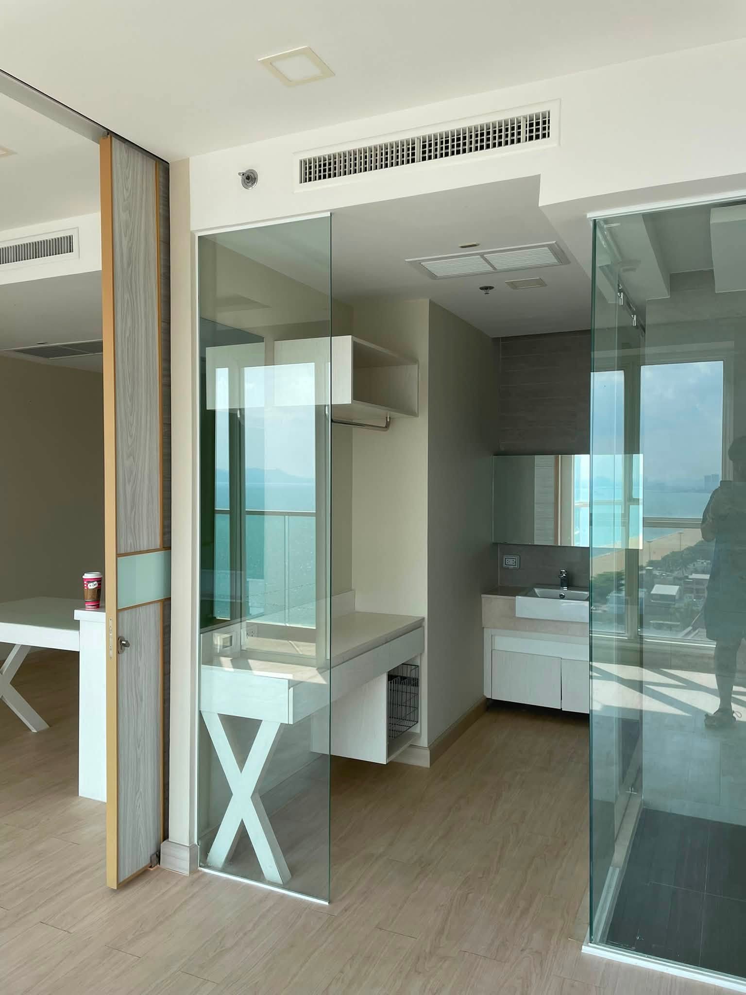 Desirable Condo 1 Bed, 1 Bath 40 SQM.@ Cetus Beachfront Pattaya