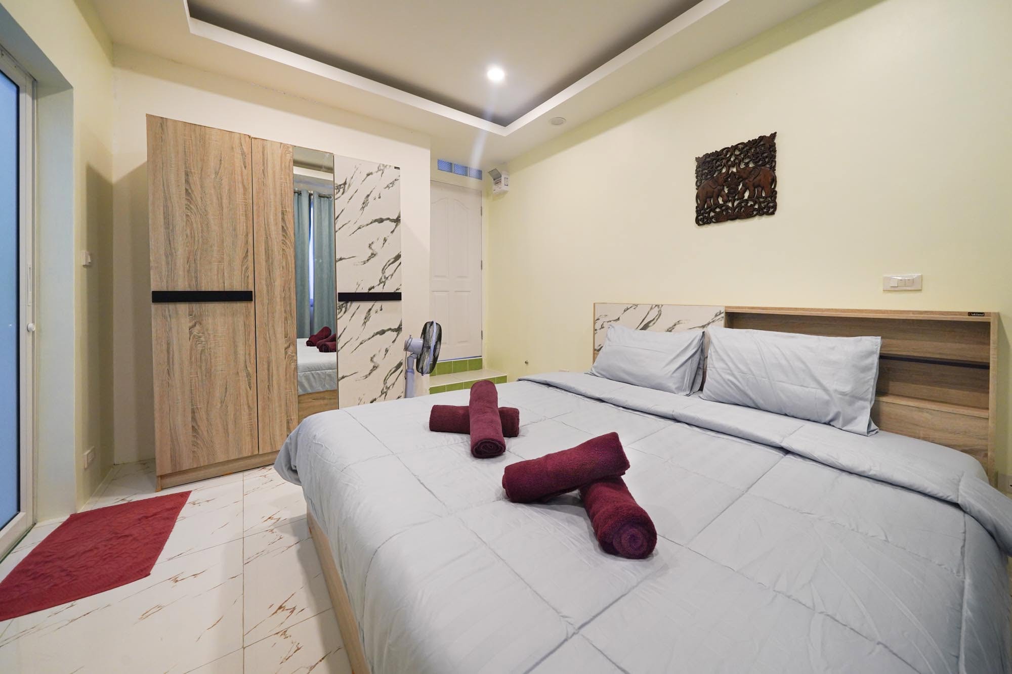 Luxury 2-Story Pool Villa in Grand TW Home 2 – South Pattaya