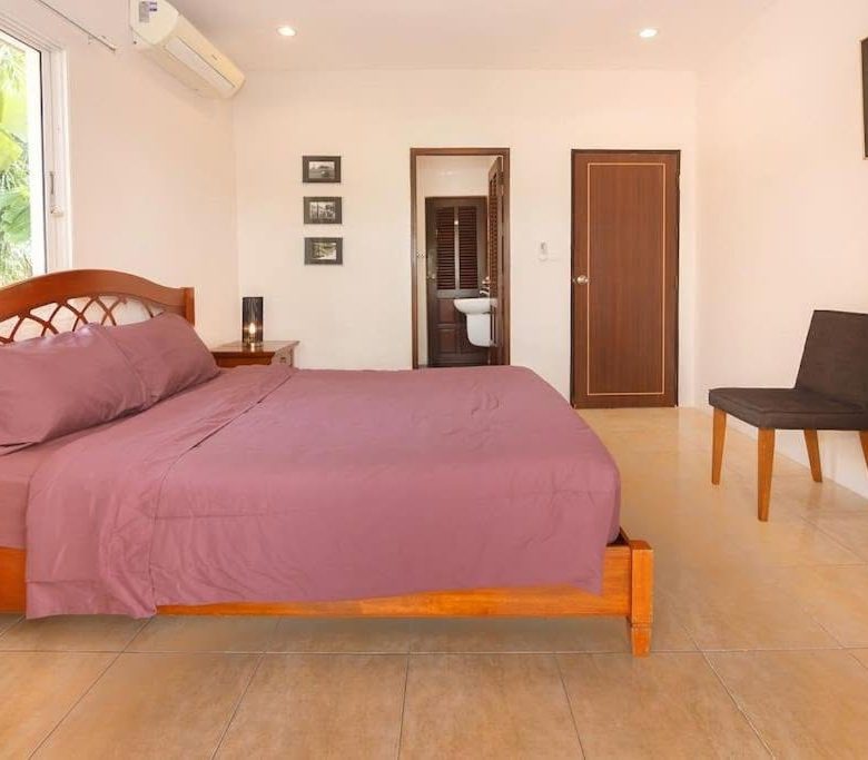 EXCLUSIVITY FOR SALE: Magnificent 2-Story Pool Villa in Thappraya Road – Pattaya