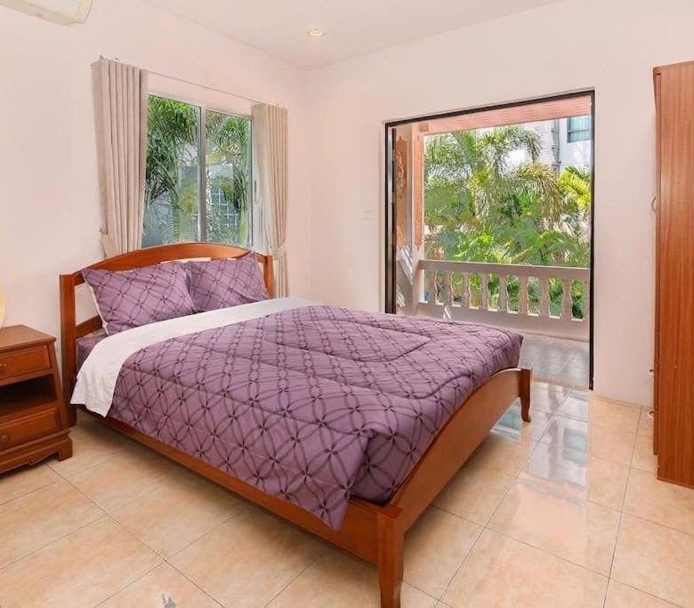 EXCLUSIVITY FOR SALE: Magnificent 2-Story Pool Villa in Thappraya Road – Pattaya