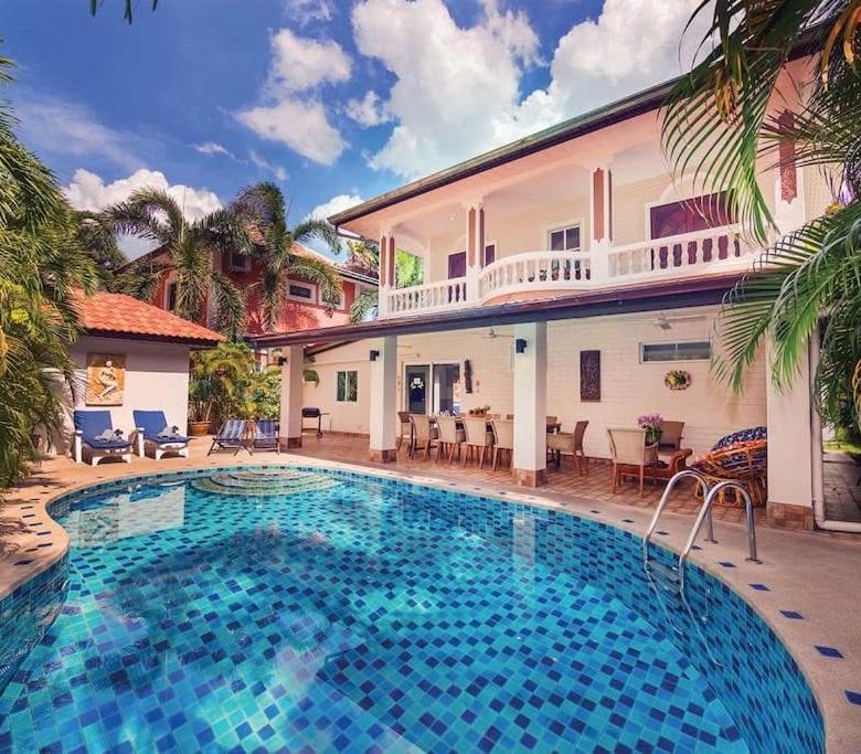 EXCLUSIVITY FOR SALE: Magnificent 2-Story Pool Villa in Thappraya Road – Pattaya