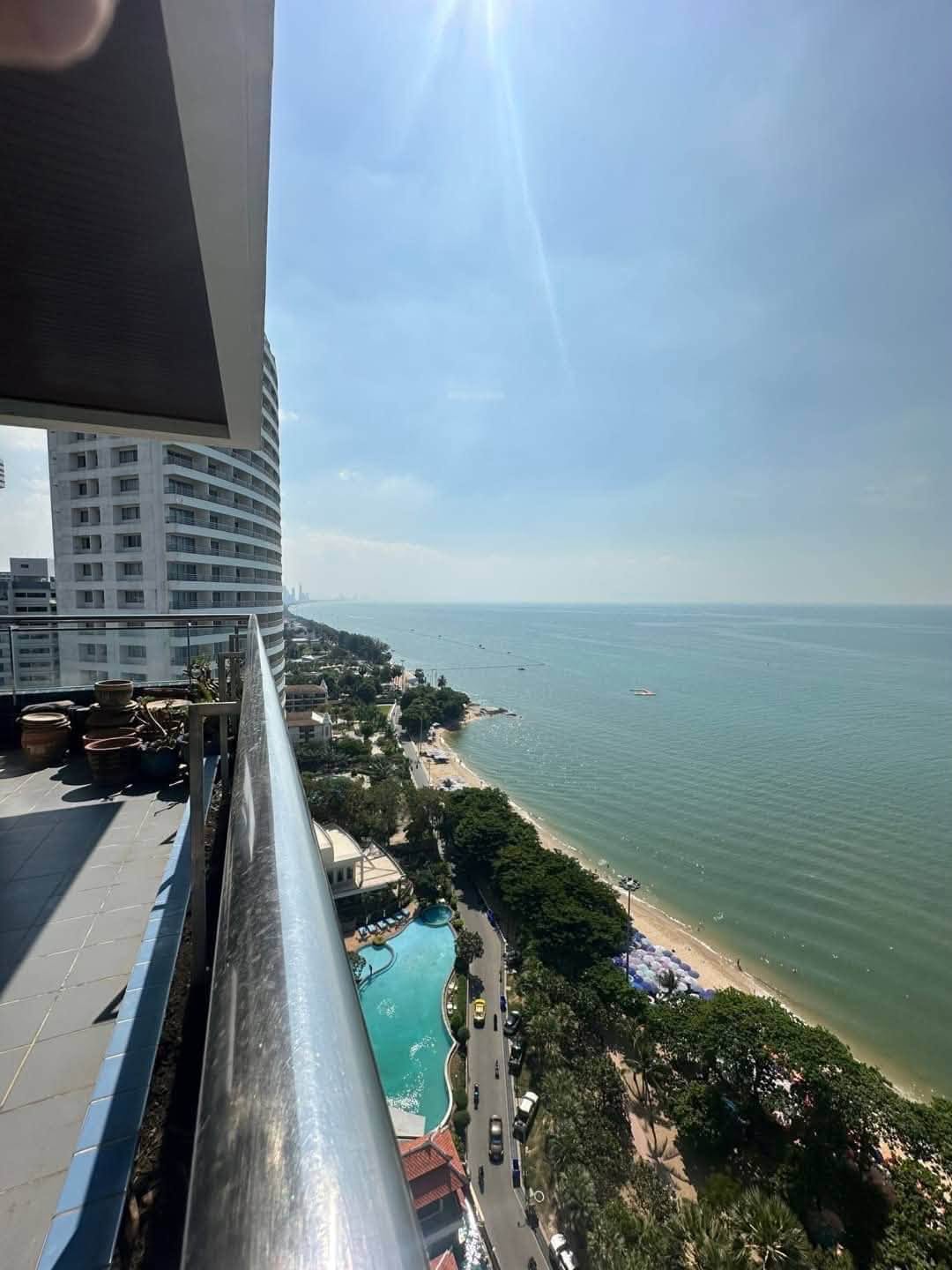 Lucrative Condo 3 Bed, 3 Bath 245 SQM.@ Bann Hard U Thong Pattaya