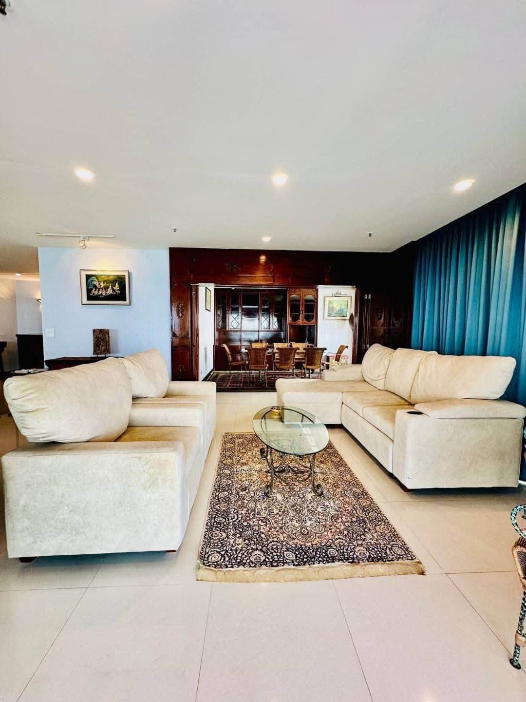 Lucrative Condo 3 Bed, 3 Bath 245 SQM.@ Bann Hard U Thong Pattaya