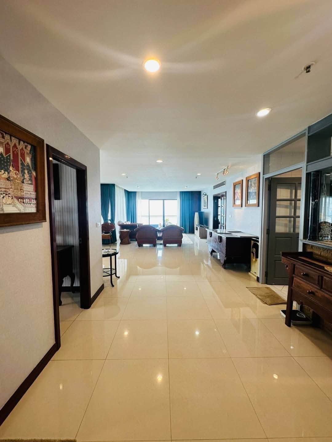 Lucrative Condo 3 Bed, 3 Bath 245 SQM.@ Bann Hard U Thong Pattaya