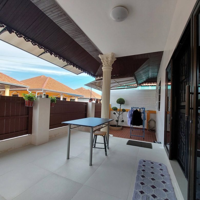 Nice home in a top location  3 Bed, 3 Bath 56 SQW.@ Bann Ekmongkol 8