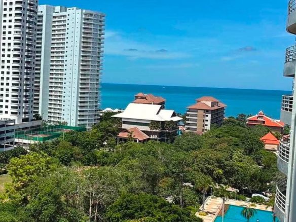 Attractive Condo 2 Bed, 1 Bath 96 SQW.@ View Talay 5D