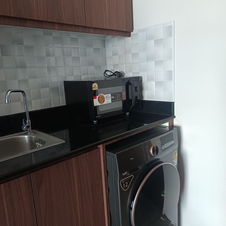 Nice Location Studio Condo 48 SQM.@ View Talay 7