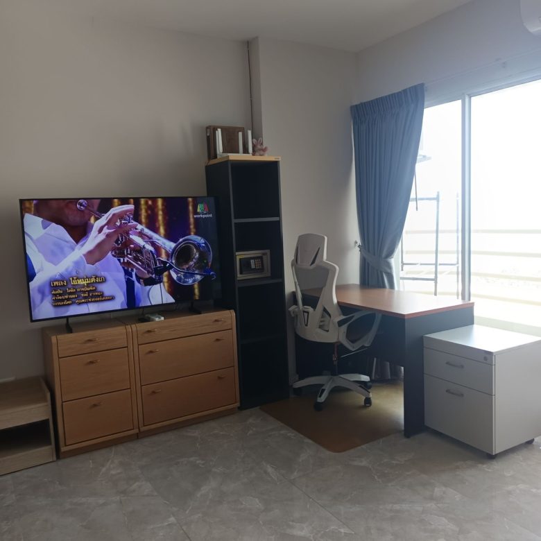 Nice Location Studio Condo 48 SQM.@ View Talay 7