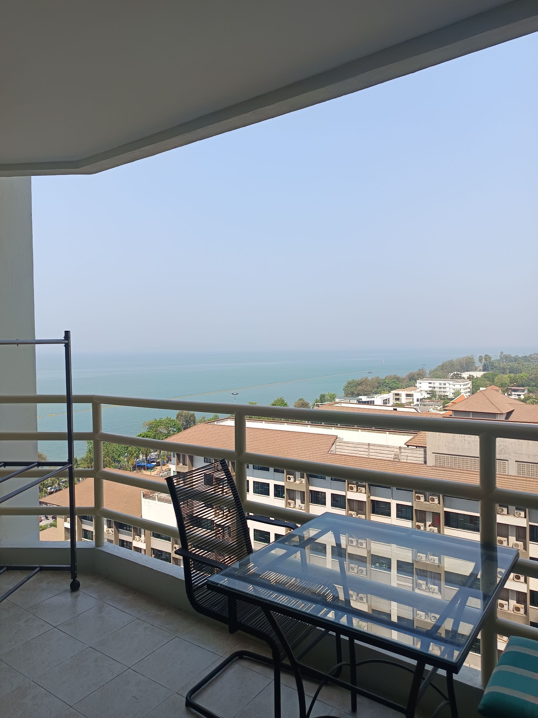 9313_0 Nice Location Studio Condo 48 SQM.@ View Talay 7