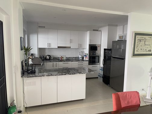 EXCLUSIVITY FOR SALE: Luxury 3-Story Townhome in Baan Somprasong – Na Jomtien