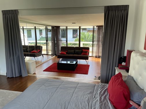 EXCLUSIVITY FOR SALE: Luxury 3-Story Townhome in Baan Somprasong – Na Jomtien