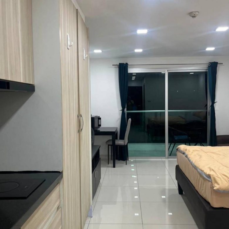 Resort-Style Studio 27 SQM. @ Laguna Beach Resort 1