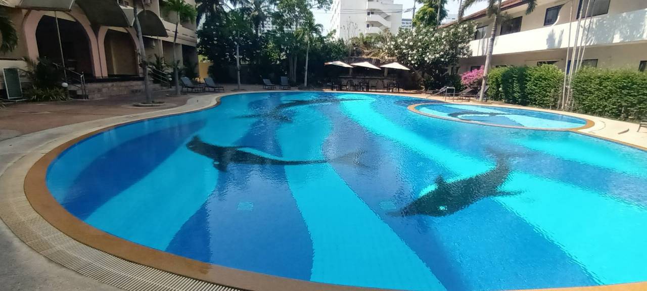 Premium Pool View Studio 45 SQM. @ View Talay Residence 2