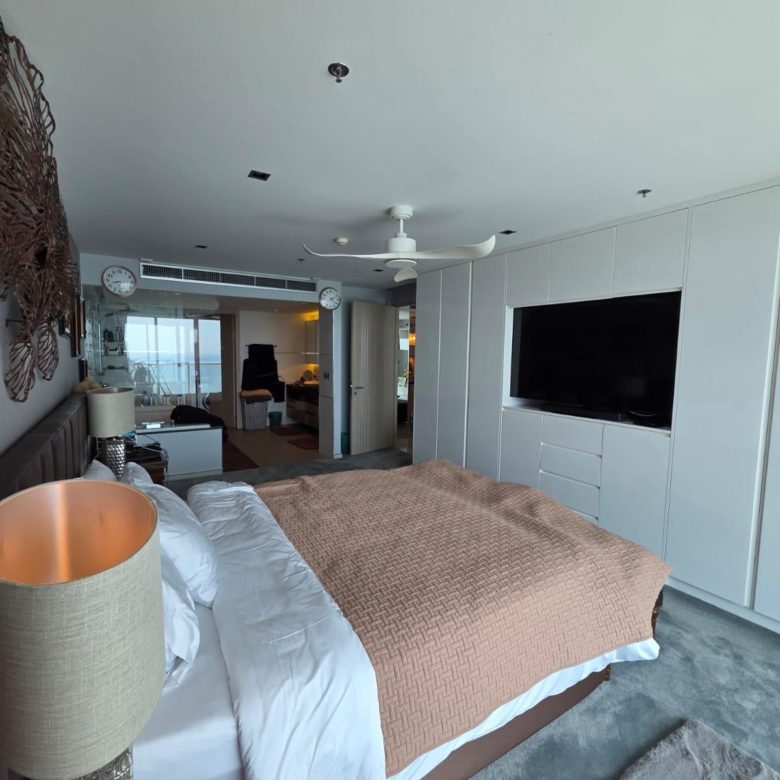 Spacious Condo 3 Bed, 2 Bath 161.15 SQM. @ Sand Condo Pratumnak