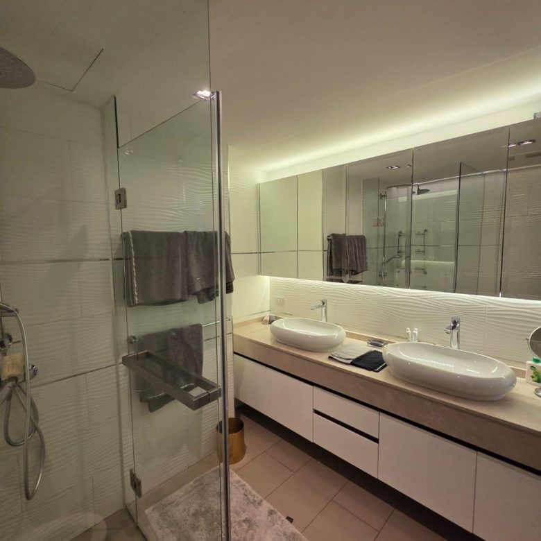 Spacious Condo 3 Bed, 2 Bath 161.15 SQM. @ Sand Condo Pratumnak