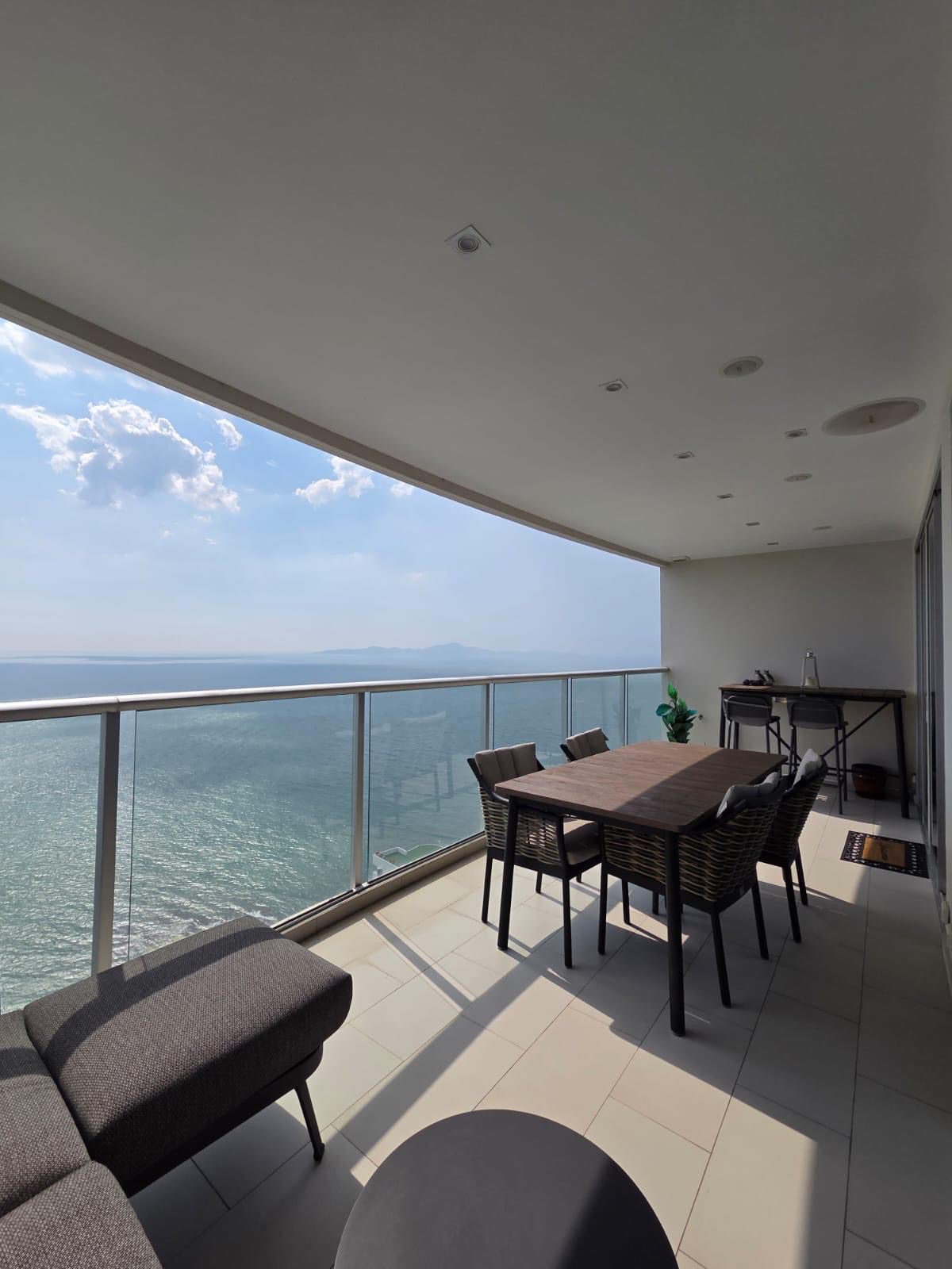 Spacious Condo 3 Bed, 2 Bath 161.15 SQM. @ Sand Condo Pratumnak