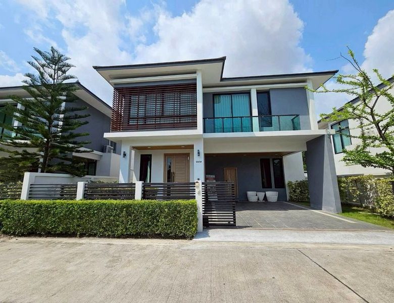 Detached House 2-Story 4 Bed, 4 Bath 57.5 SQW.@ Huai Yai Soi K9