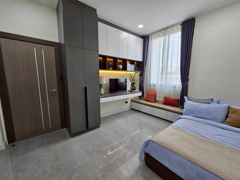 Detached House 2-Story 4 Bed, 4 Bath 57.5 SQW.@ Huai Yai Soi K9