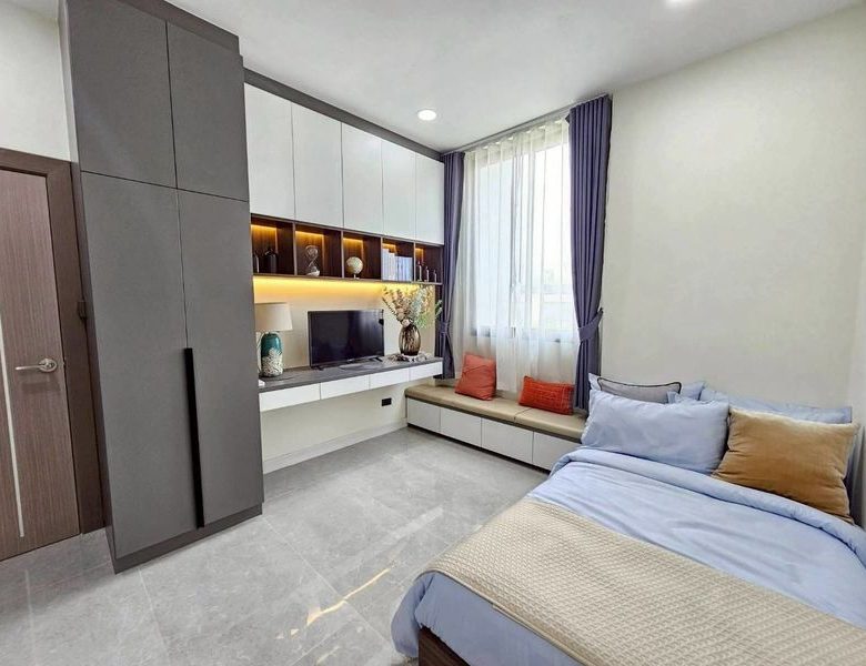 Detached House 2-Story 4 Bed, 4 Bath 57.5 SQW.@ Huai Yai Soi K9