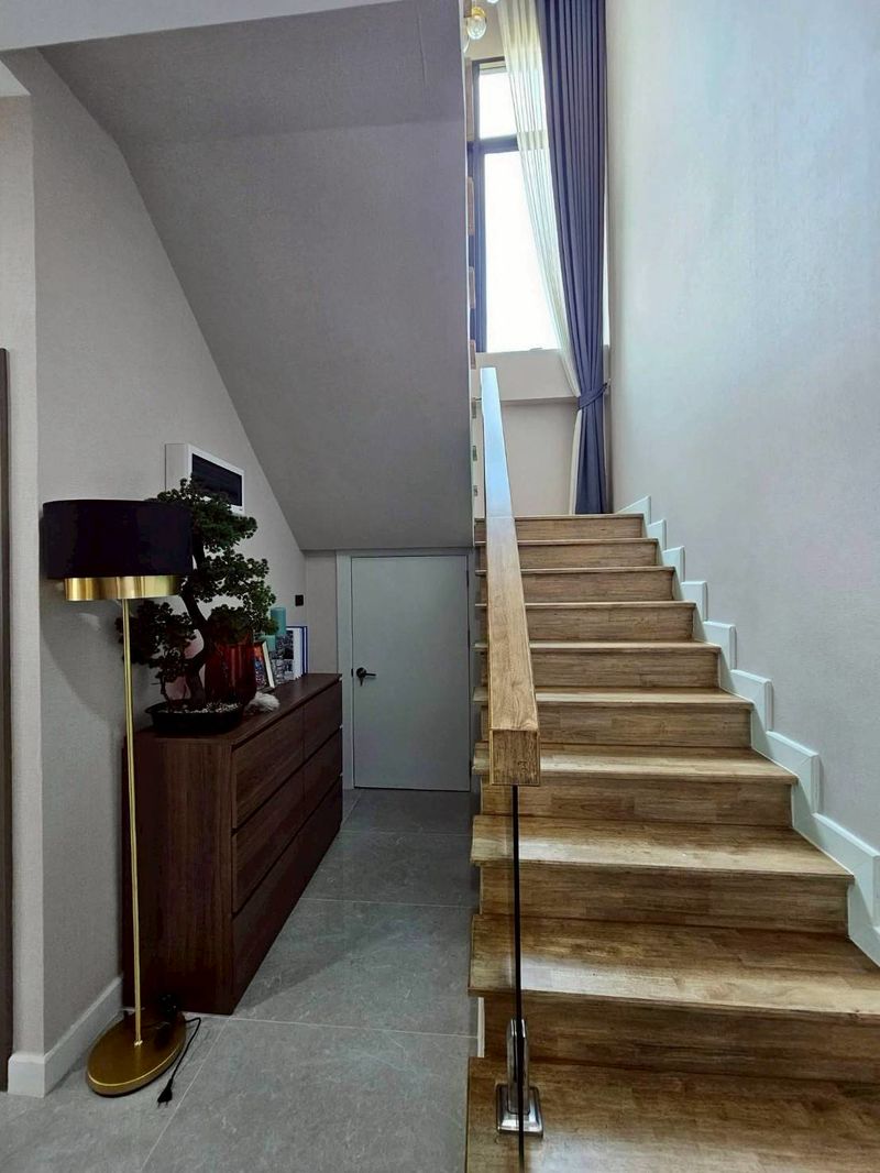 Detached House 2-Story 4 Bed, 4 Bath 57.5 SQW.@ Huai Yai Soi K9