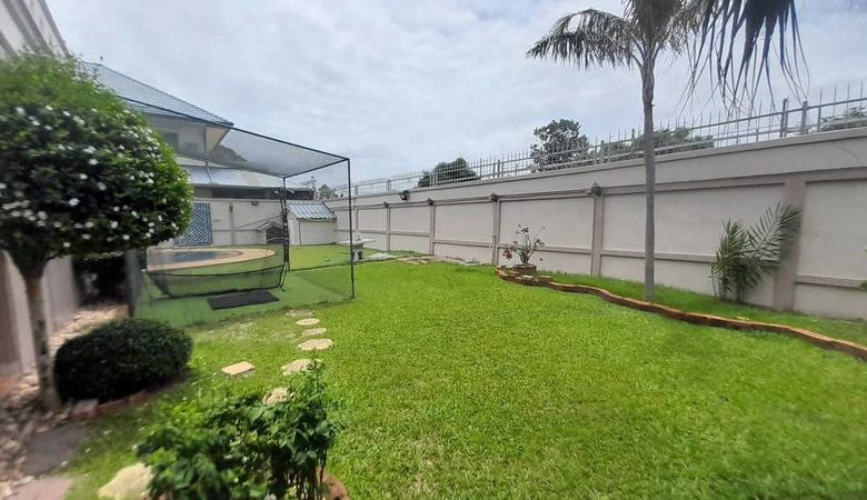 Spacious Pool Villa 4 Bed, 5 Bath 191 SQW. @ Pattaya Land and House Village