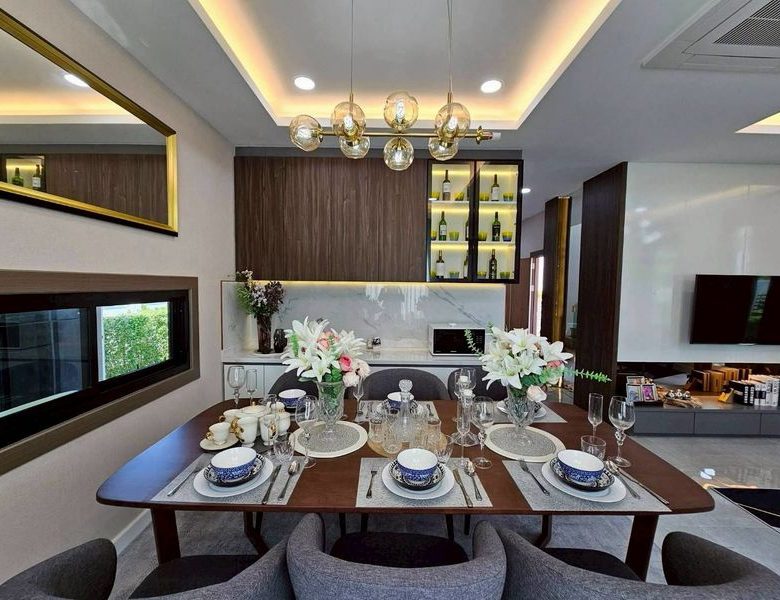 Detached House 2-Story 4 Bed, 4 Bath 57.5 SQW.@ Huai Yai Soi K9
