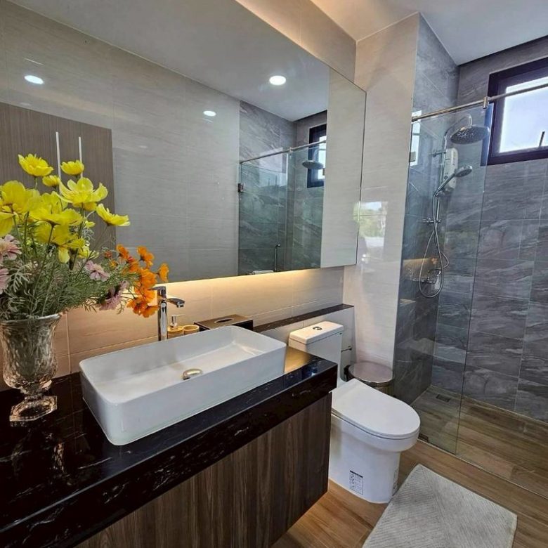 Detached House 2-Story 4 Bed, 4 Bath 57.5 SQW.@ Huai Yai Soi K9