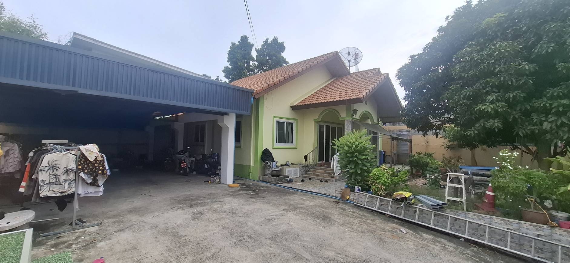 For Sale : Detached house for sale, suitable for renovation @ Soi Khao Talo