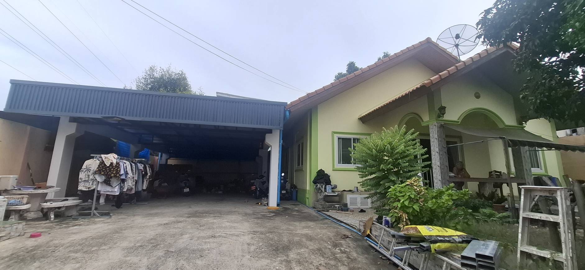 For Sale : Detached house for sale, suitable for renovation @ Soi Khao Talo