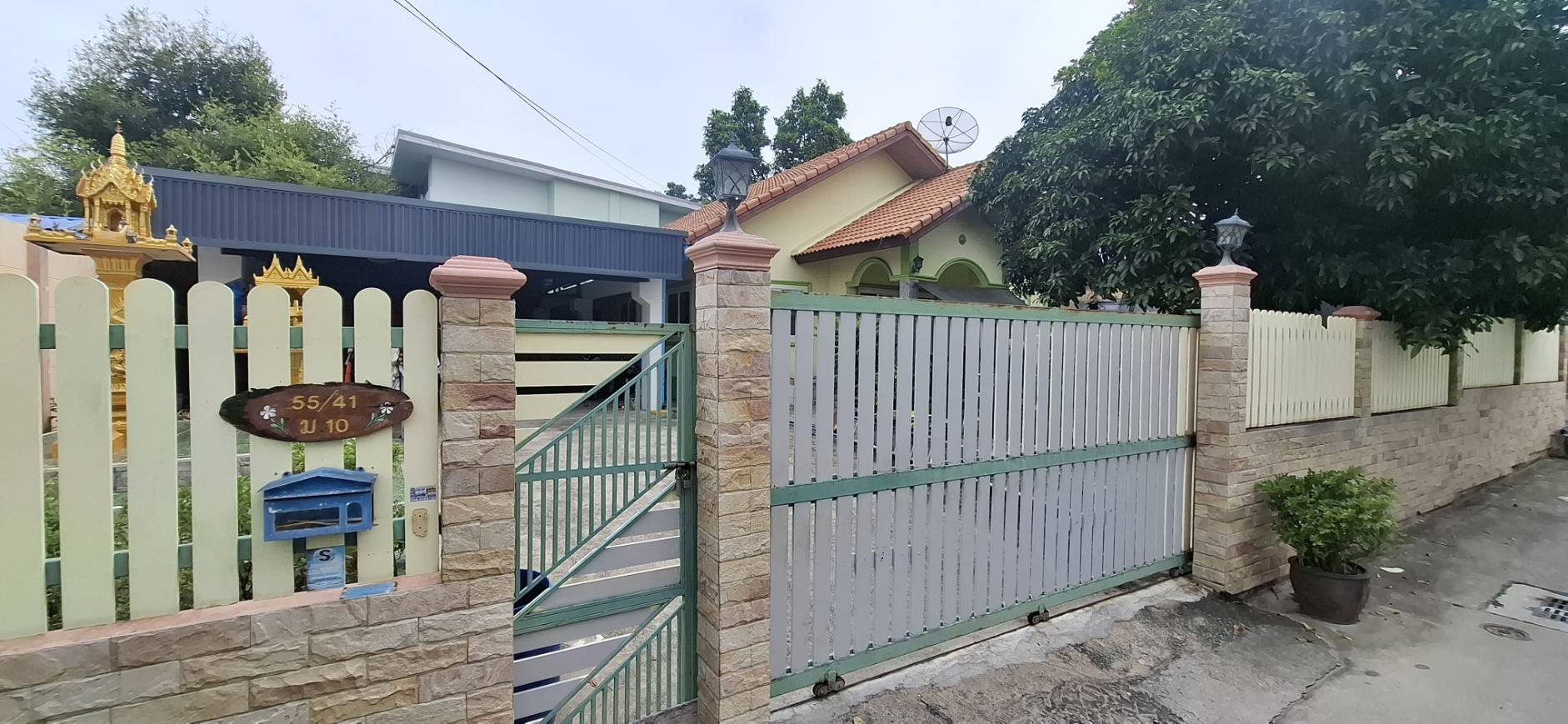 For Sale : Detached house for sale, suitable for renovation @ Soi Khao Talo