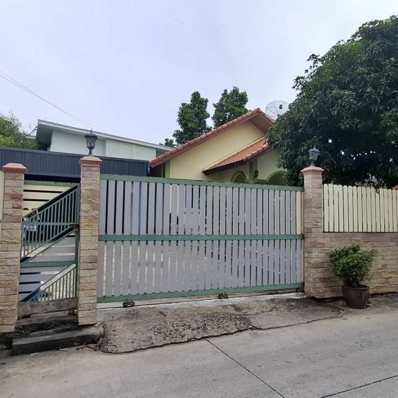 For Sale : Detached house for sale, suitable for renovation @ Soi Khao Talo