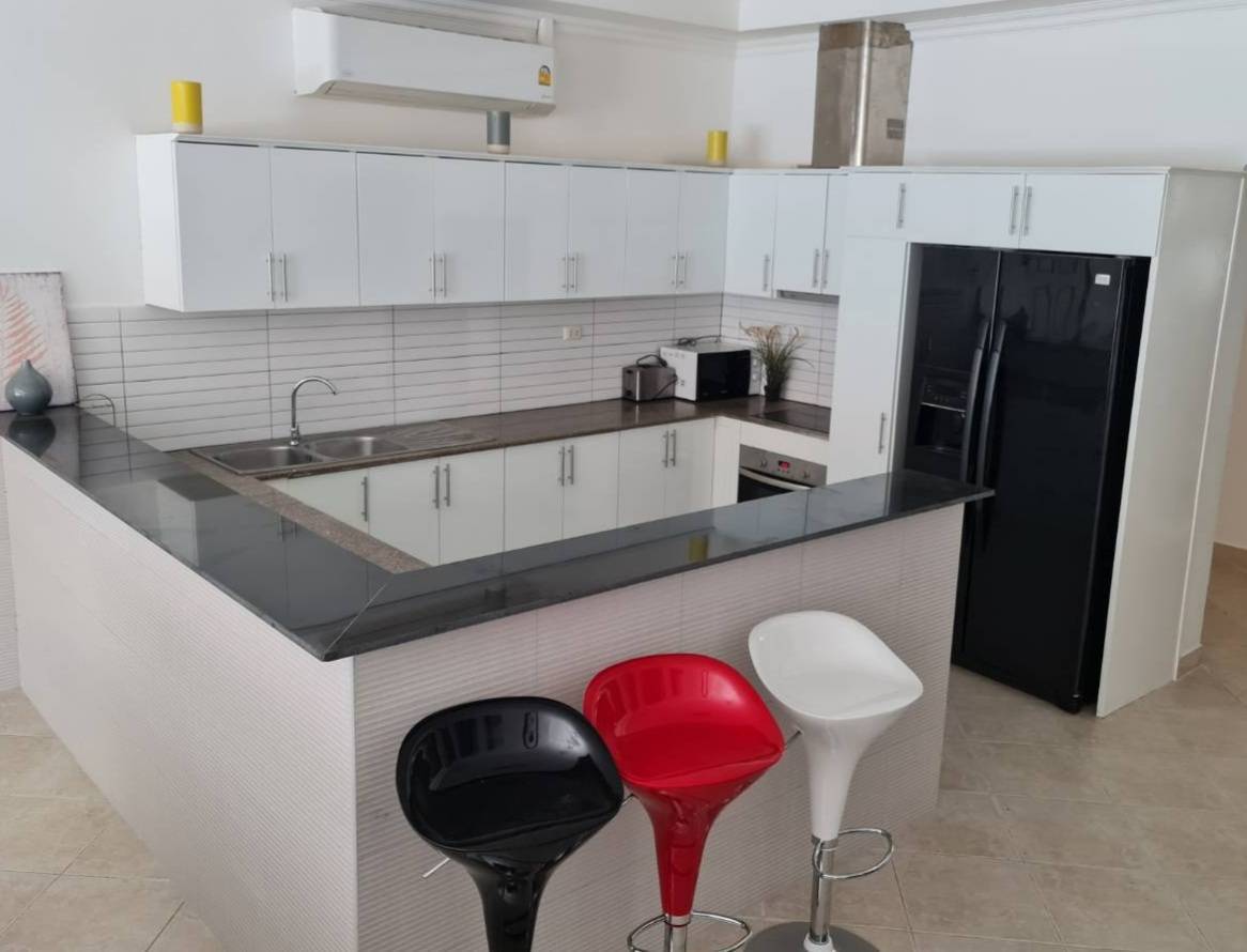 For Sale/Rent: At Majestic Residence @ Pratumnak Hill