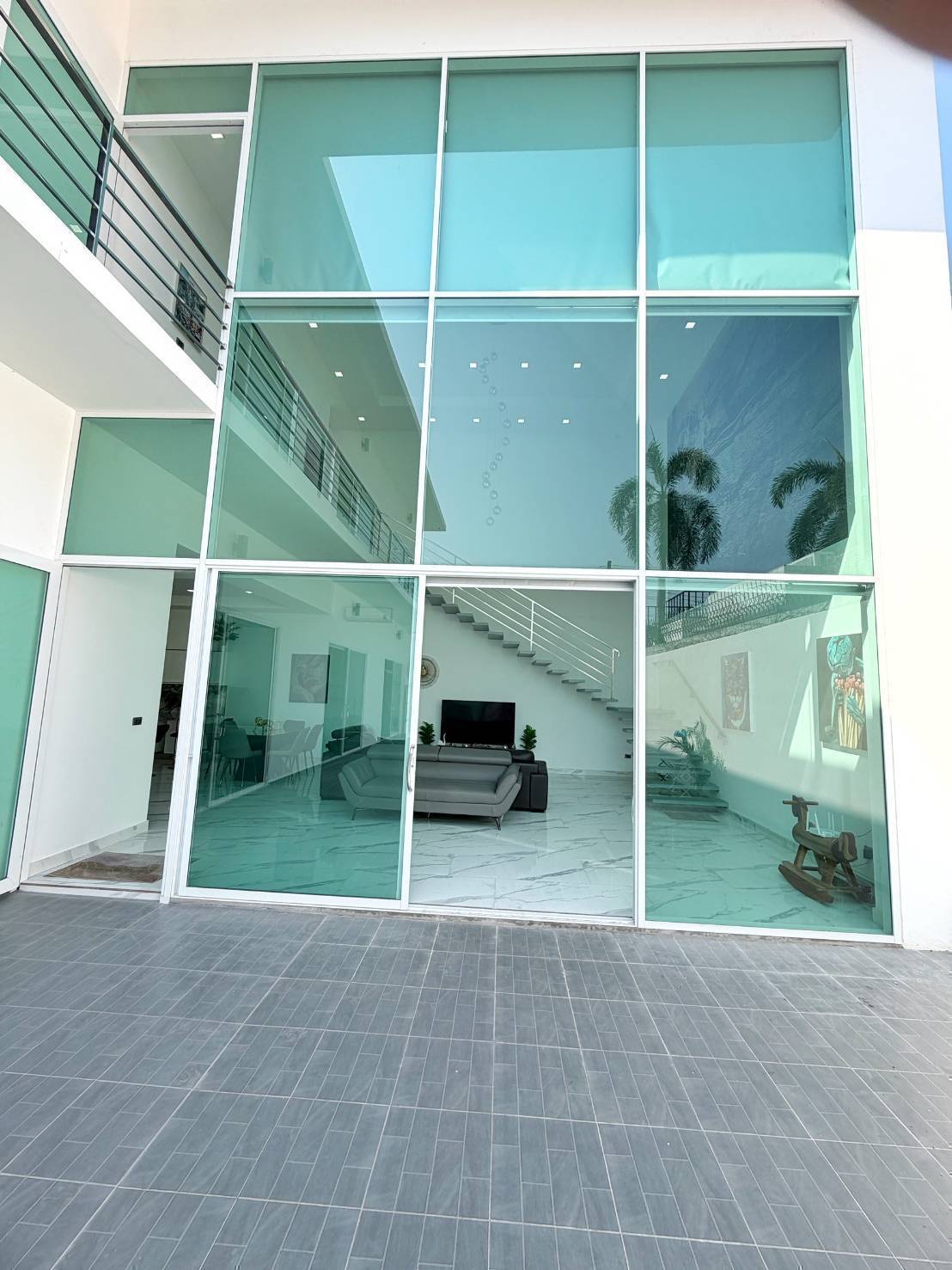 New modern Pool Villa 6 Bed, 7 Bath 80.5 SQW. @ Pratumnak Hill