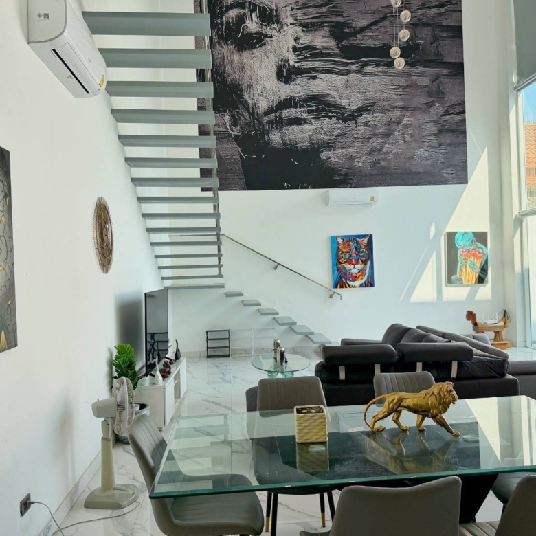 New modern Pool Villa 6 Bed, 7 Bath 80.5 SQW. @ Pratumnak Hill